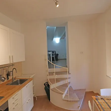 Apartment Regina Margherita - Bilocale Nel Centro Storico La Maddalena (Sassari)